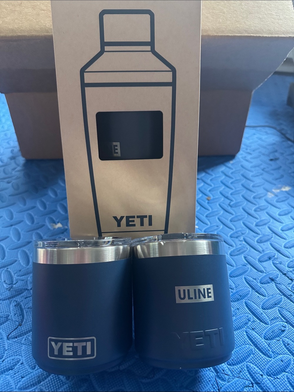 NWT Yeti Cocktail Shaker and Tumbler set